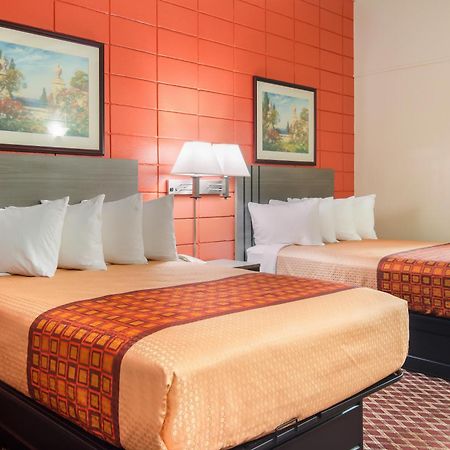 Rodeway Inn Nashville Bagian luar foto