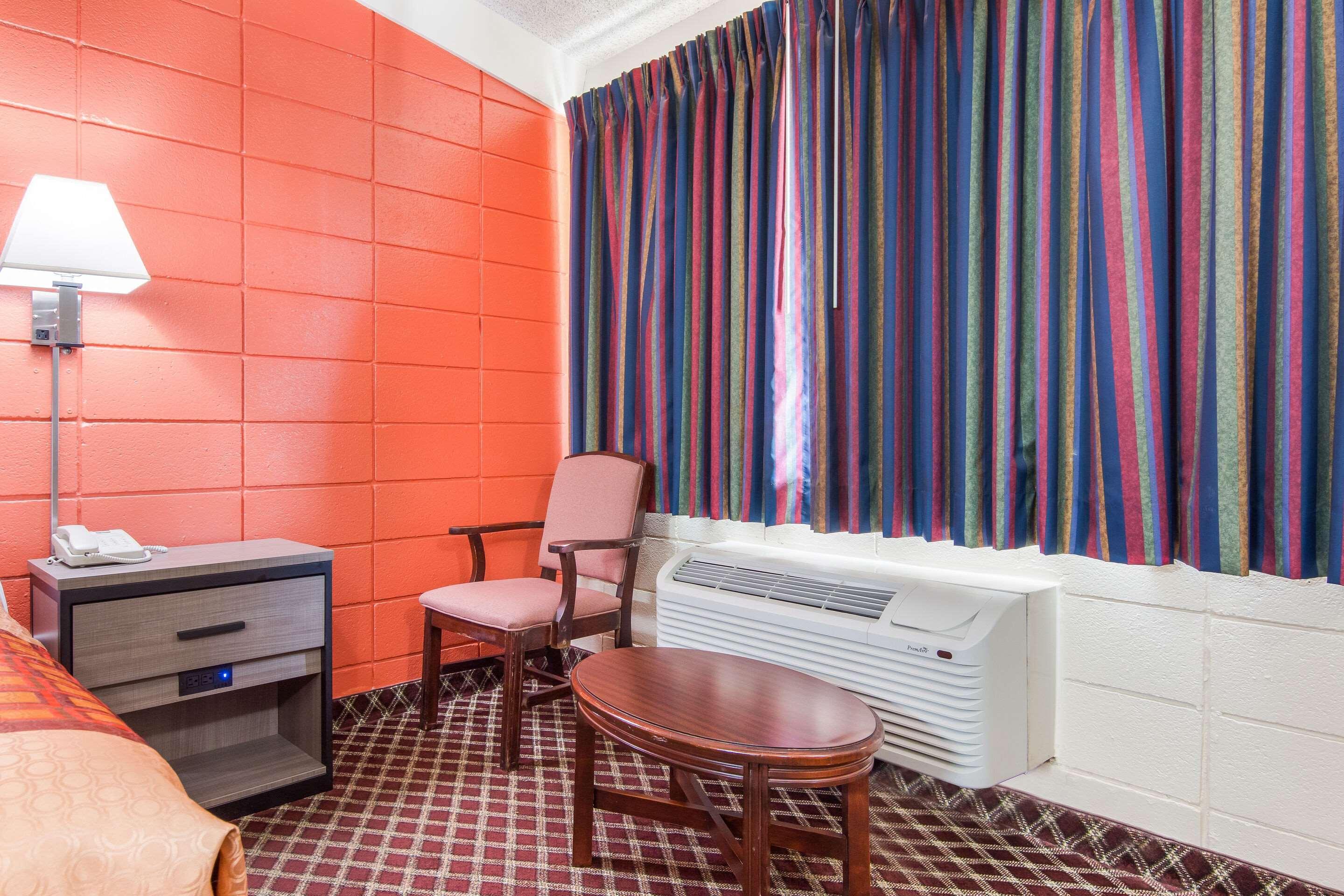 Rodeway Inn Nashville Bagian luar foto