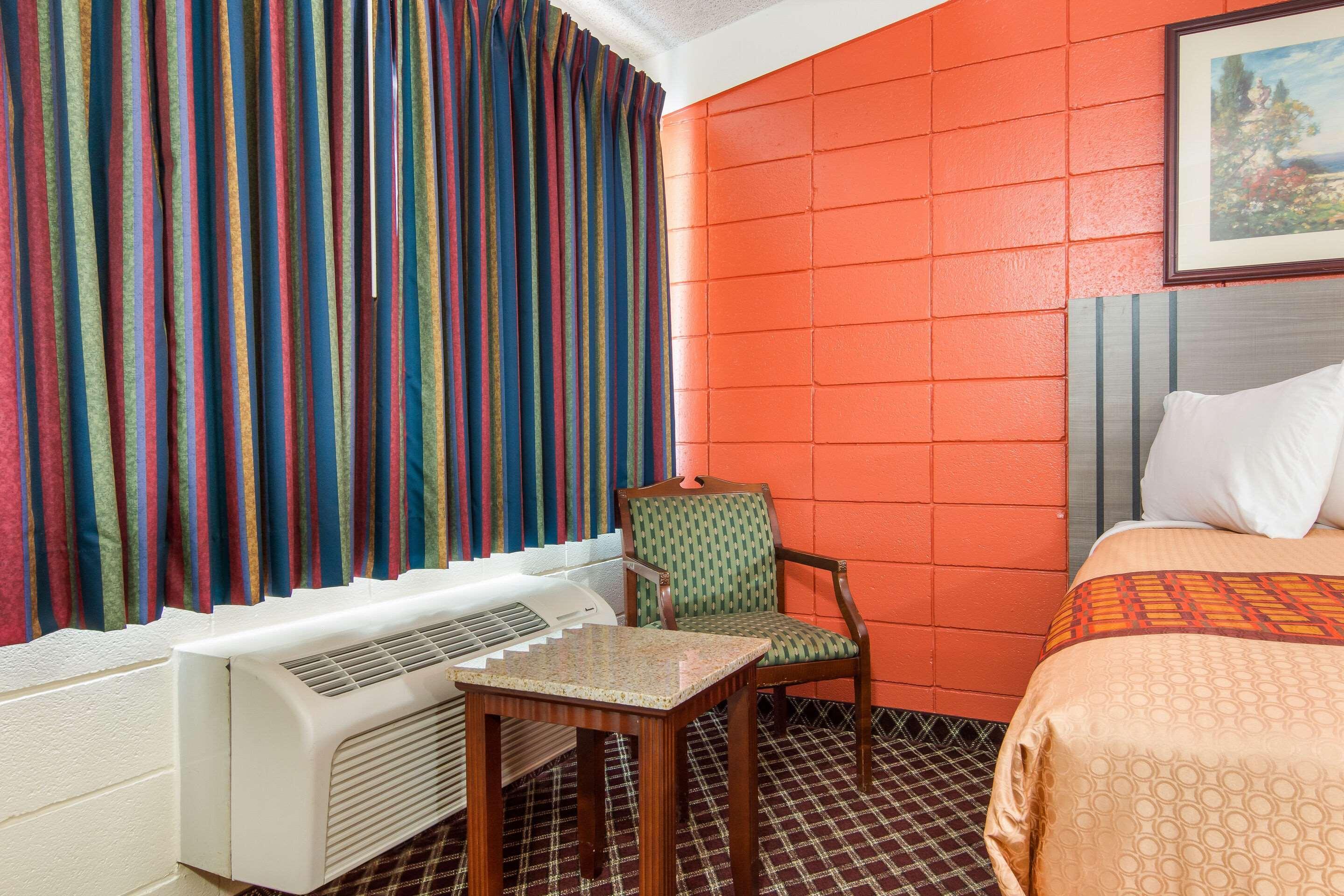 Rodeway Inn Nashville Bagian luar foto
